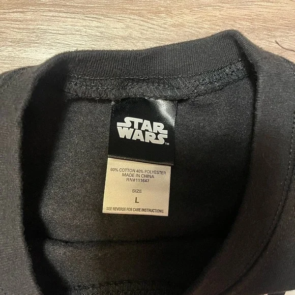 Star Wars‎ Darth Vader Ugly Christmas Sweatshirt Black Sz L JUNIORS SIZING - Picture 3 of 3